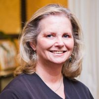 Leslie Shinpoch, CRNA Chief CRNA